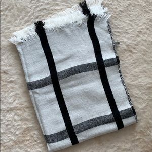 Reversible plaid scarf! Extra soft.